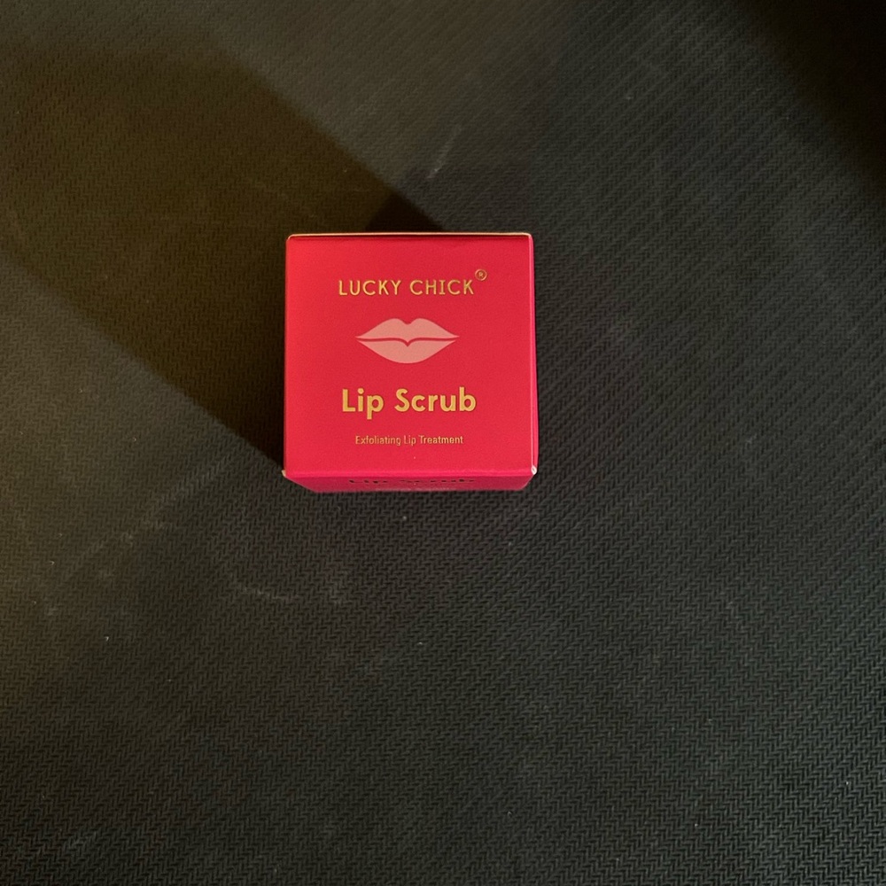 Lip scrub